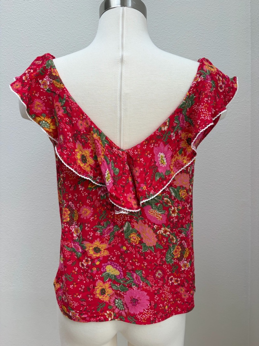 Sezane Manette Floral Blouse Ruffle Open Back Top V Neck Red Pink Size Small - Picture 8 of 14